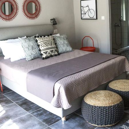 Yasemi Superb Two Floor Apartment Heraklion  Bagian luar foto