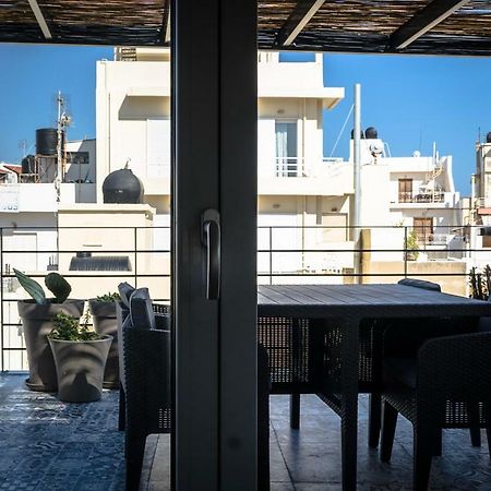 Yasemi Superb Two Floor Apartment Heraklion  Bagian luar foto