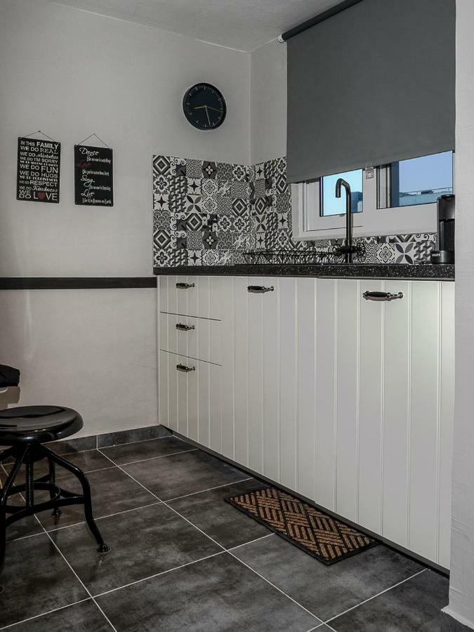 Yasemi Superb Two Floor Apartment Heraklion  Bagian luar foto
